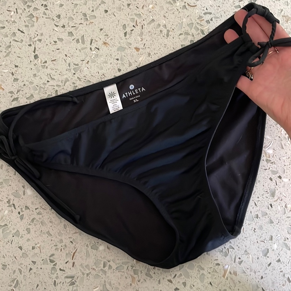 Black medium coverage XL Athleta tie side bikini bottom